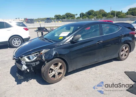 2016 Hyundai Elantra Value Edition z USA, uszkodzony, nr VIN 5NPDH4AE3GH682039